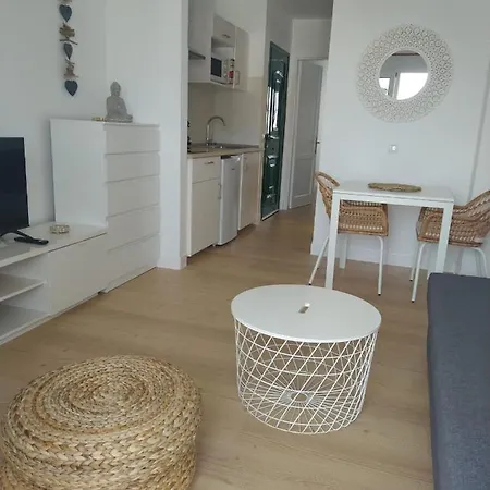 Apartment Ayalga - Pool View - Good Wifi - Smart Tv-residence Dunia Iv *